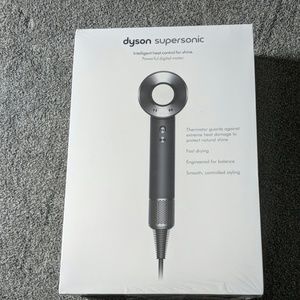 Dyson Supersonic blow dryer